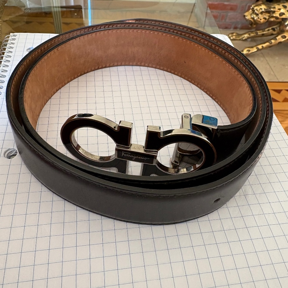 Salvatore Ferragamo Men’s Gancini Reversible Leather Belt